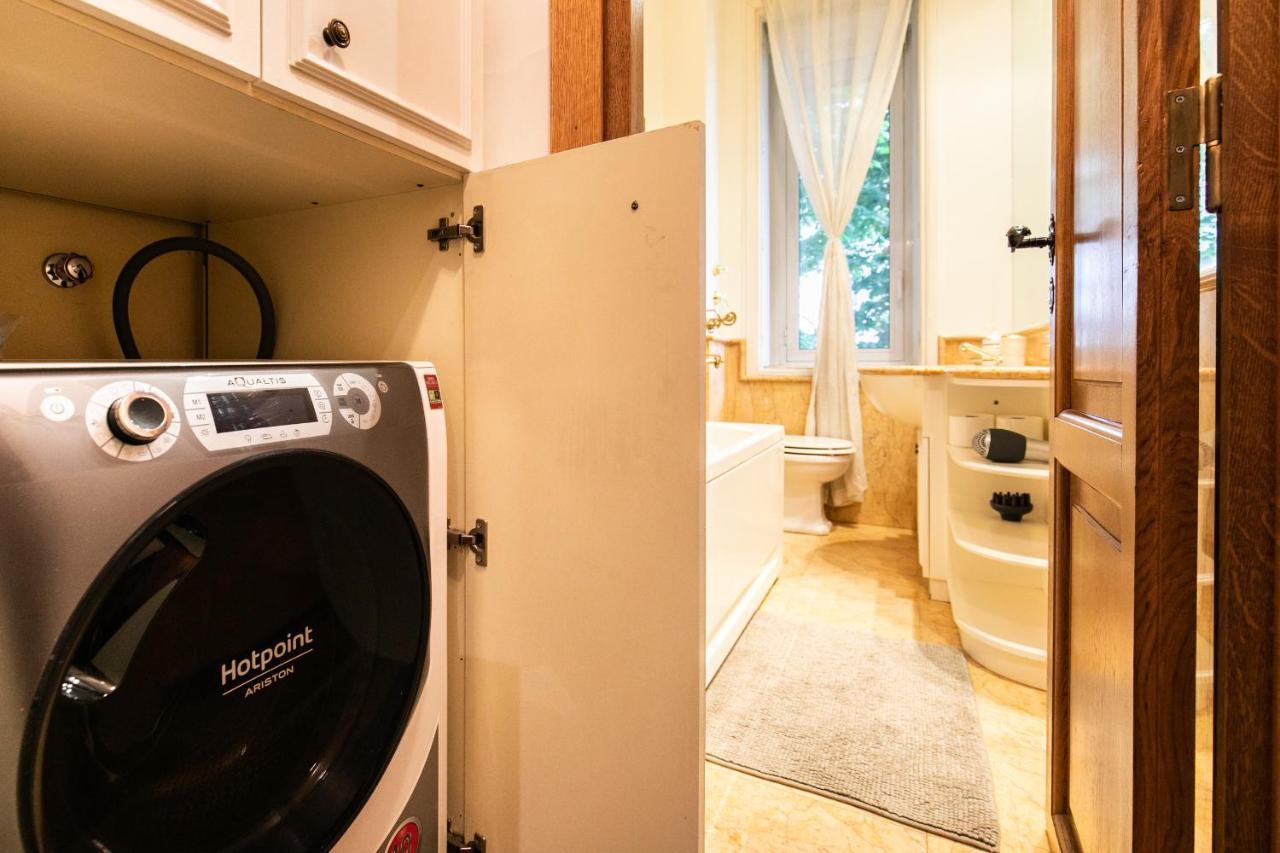 Klimt - Jacuzzi 5 Star - Luxury Design Apartment Milano Exteriör bild