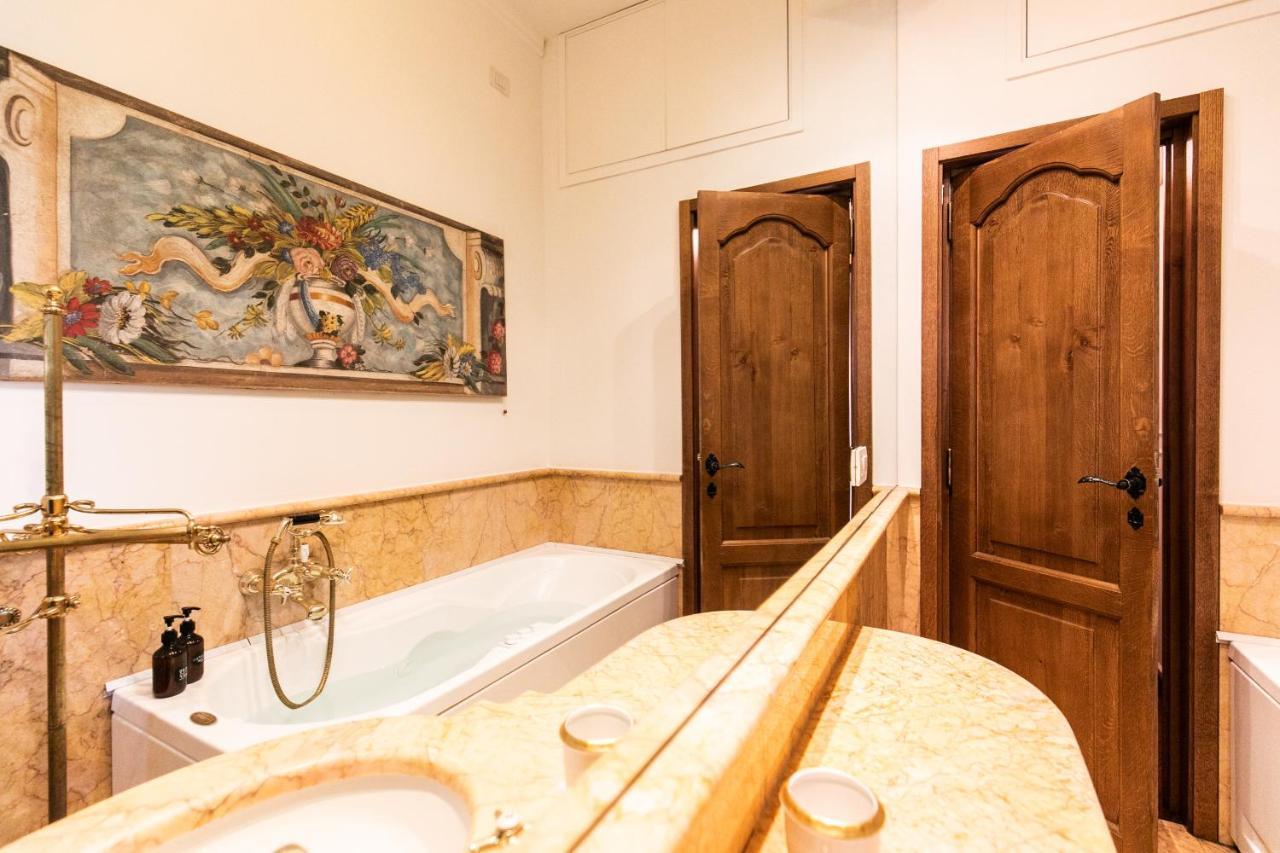 Klimt - Jacuzzi 5 Star - Luxury Design Apartment Milano Exteriör bild